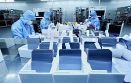 Electronics dominate Việt Nam’s trade, China top import source