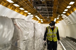 FedEx enhances network from northern Việt Nam to Asia, Europe