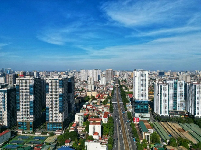 Hà Nội: Giá nhà leo thang biến giấc mơ an cư của người trẻ thêm xa vời