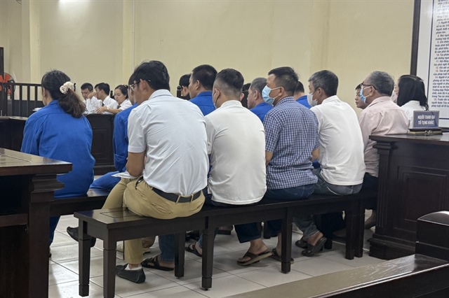 Các bị cáo tại phiên tòa. Ảnh: HUỲNH THƠ