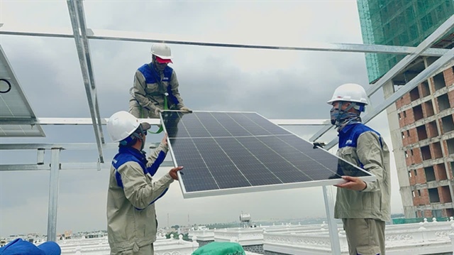 Điện mặt trời mái nhà tự sản tự tiêu có thể bán tới 50 % sản lượng điện dư - Ảnh 1.
