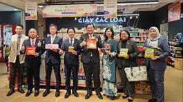 “Taste of Malaysia” marks the official start at FujiMart