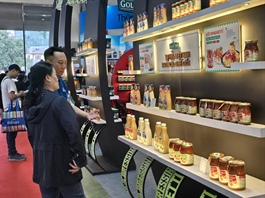 Hà Nội hosts an int'l exbibition on food, beverage and packaging technology