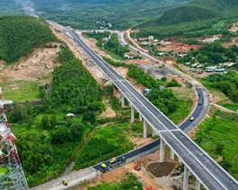 Cao tốc và sân bay Long Thành chạy đua về đích trong năm 2025