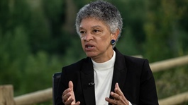 Thêm một quan chức Fed muốn giữ nguyên lãi suất