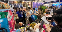 Giải mã sức hút thị trường mẹ và bé 1,8 tỉ USD tại Việt Nam