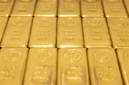 Vàng thế giới giảm 1% sau khi Chính phủ Mỹ hoạt động trở lại