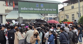 Xếp hàng nộp hồ sơ mua nhà ở xã hội: Chủ đầu tư thực hiện quy trình mới, mời công an giám sát