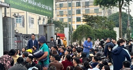 ‘Ma trận’ cò mồi nhà ở xã hội: Rao chênh hàng trăm triệu, ăn theo cả nộp online