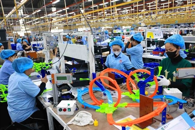 Việt Nam enjoys opportunities amid production repositioning wave