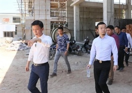 Bí ẩn 7 “kim chủ” đứng sau chủ tịch Prince Group Chen Zhi