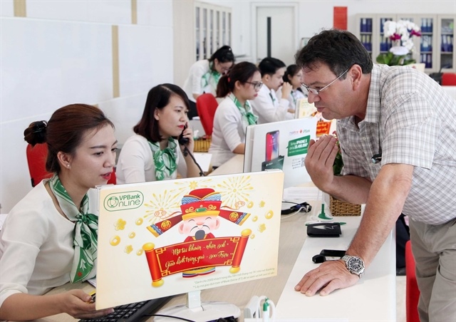 VN-Index rebounds, hitting one-month high