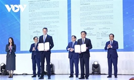 HCM City, WEF issue joint statement to boost smart manufacturing, responsible industrial transformation