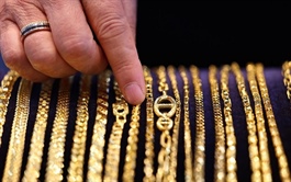 Chuyên gia dự báo giá vàng sẽ bứt phá, đạt 5.000 USD mỗi ounce