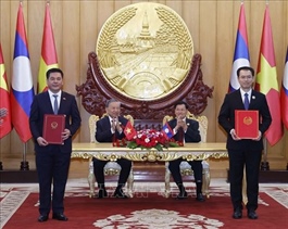 Việt Nam, Laos to jointly develop industrial chain