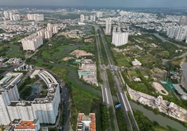 Chủ tịch UBND TPHCM yêu cầu công khai các dự án chậm tiến độ