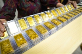 Khách nợ 100 lượng vàng SJC không chịu trả, ngân hàng tìm cách thu hồi