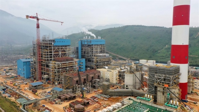 Quang Trach I thermal power plant races toward completion with determination to meet assigned schedule