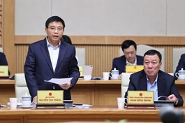 Nền kinh tế tiếp tục đạt nhiều kết quả toàn diện dù chịu 'tác động kép'