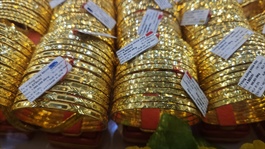 Giá vàng hôm nay 7-12: Dự báo tiếp tục tăng