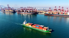 Bất chấp thuế quan Trump, thặng dư thương mại Trung Quốc lần đầu vượt 1,000 tỷ USD