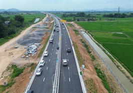 Hết năm 2025, cả nước sẽ có 3,345 km tuyến chính cao tốc