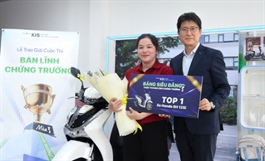 Chứng khoán KIS trao giải xe Honda SH cho nhà đầu tư