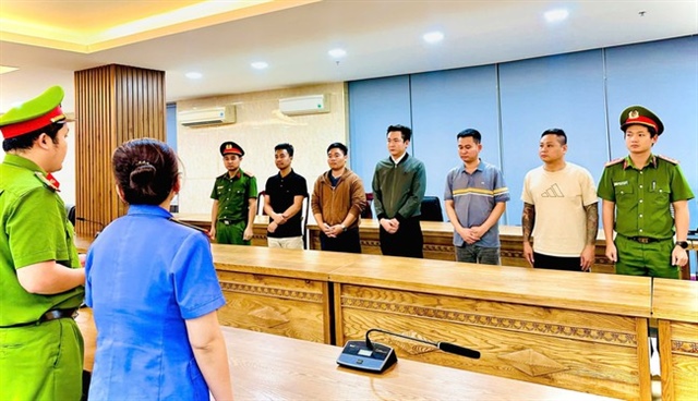 Đường dây rửa tiền 67.000 tỉ: Bắt nhóm đối tượng định 'chạy án' giá 1 tỉ đồng - Ảnh 1.