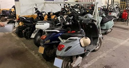 Bộ Xây dựng đề xuất chung cư xây mới bắt buộc có chỗ để xe điện cho cư dân