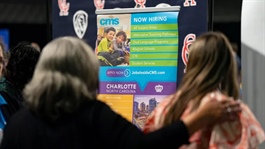 Thị trường việc làm Mỹ yếu hơn dự báo, Fed có tiếp tục hạ lãi suất?