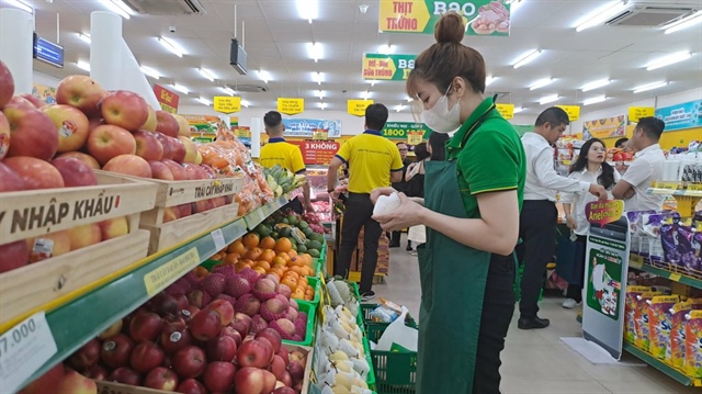 Việt Nam nhập khẩu rau quả chủ yếu từ các nơi có thế mạnh về trái cây ôn đới. Ảnh: THU HÀ