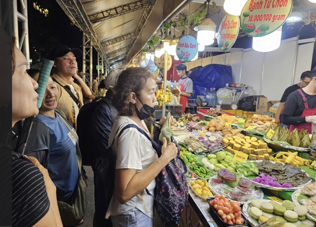 Hiệp hội Du lịch TPHCM kiểm soát an toàn thực phẩm trong Lễ hội ẩm thực - Ảnh 2.