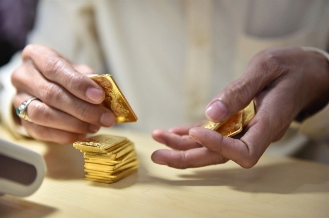 Giá vàng miếng SJC sau khi lập đỉnh quay đầu giảm.
