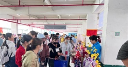 Công ty đông lao động nhất TPHCM thưởng Tết ra sao?