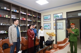 Triệt phá đường dây thực phẩm chức năng giả doanh thu gần 1,800 tỷ