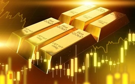 Vàng thế giới vọt lên mốc 4,670 USD sau lời đe dọa thuế quan của ông Trump