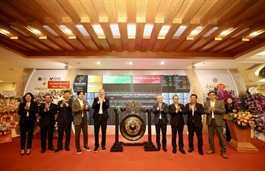 Dragon Capital Vietnam Fund Management shares debut on UPCoM