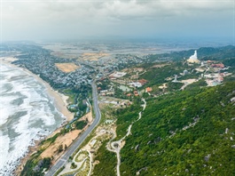 Công ty con của Tuấn Dung làm khu đô thị du lịch biển Cát Tiến hơn 2.5 ngàn tỷ