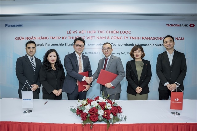 Techcombank, Panasonic Vietnam enter strategic partnership