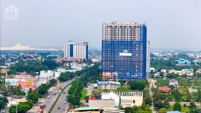 Maison Grand hiện đang trong giai đoạn hoàn thiện, dự kiến bàn giao Quý II/2026