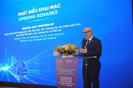 British rail businesses strengthen cooperation in Vietnam