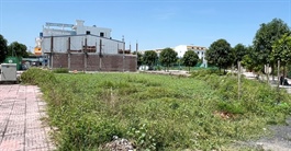 Đất nông nghiệp trong khu dân cư: Chuyển sang đất ở có phải xin tỉnh?