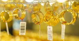 Một tuần dữ dội, giá vàng tăng 12 triệu đồng, thị trường bạc sôi sục