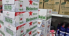 Giá bia Tết bắt đầu tăng, người bán ngại trữ hàng