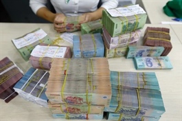 Vì sao phải 'nắn dòng' tín dụng?