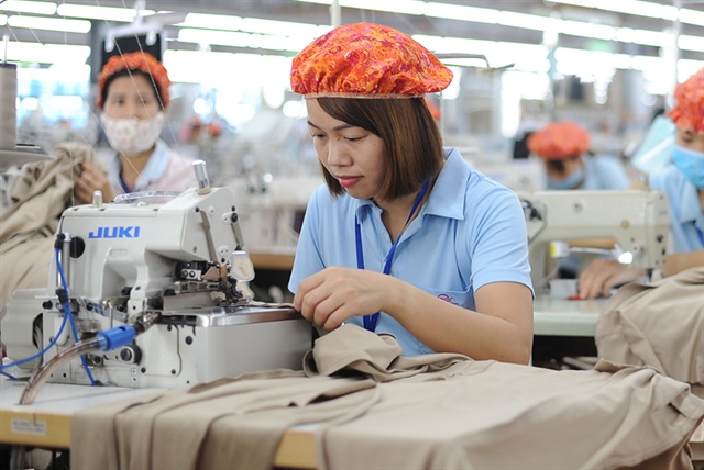 MSH lãi kỷ lục 612 tỷ, trả lương cho gần 12,000 lao động ra sao? | Vietstock