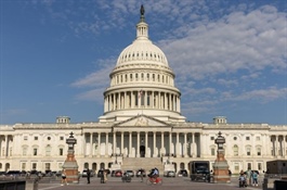 Tổng thống Mỹ ký gói ngân sách 1200 tỷ USD chấm dứt việc chính phủ đóng cửa một phần