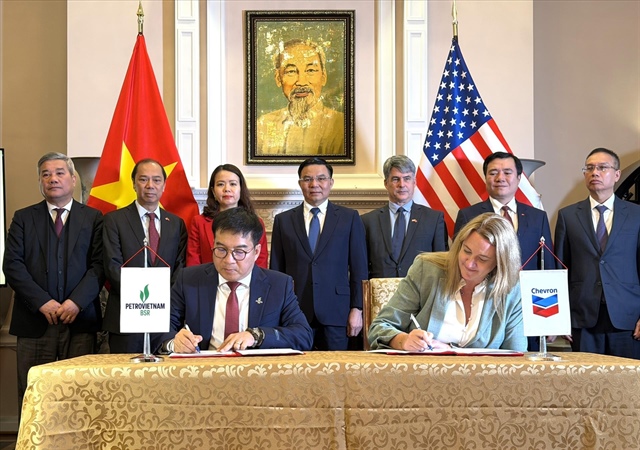 US companies to step up energy investments in Vietnam