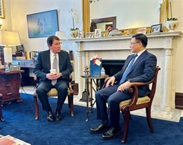 Việt Nam, US step up economic–trade policy dialogue