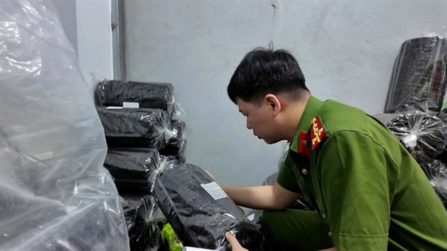 Rong biển nấu cháo trẻ em đội lốt hàng Việt, thực chất nhập Trung Quốc - Ảnh 1.